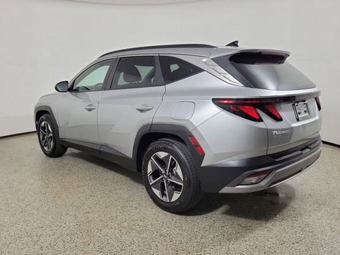 Used 2025 Hyundai Tucson SEL FWD image 7