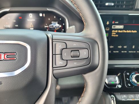 Used 2023 GMC Sierra 1500 AT4 AWD/4WD image 22