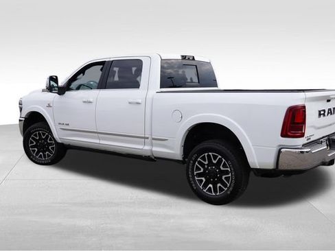 Certified 2025 RAM 3500 Limited AWD/4WD image 8