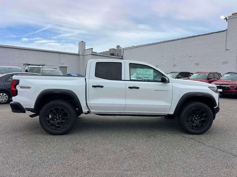New 2026 Chevrolet Colorado Trail Boss AWD/4WD image 3