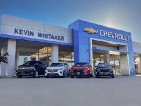Used 2016 Chevrolet Silverado 1500 LT w/ LT Convenience Package AWD/4WD image 3