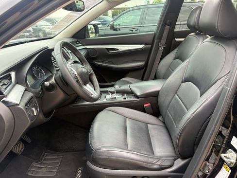 Used 2021 INFINITI QX50 Luxe FWD image 10