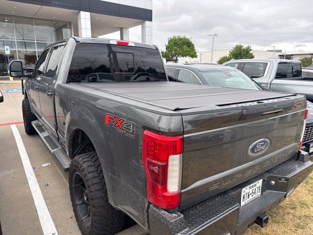 Used 2019 Ford F250 Lariat w/ Lariat Ultimate Package AWD/4WD image 3