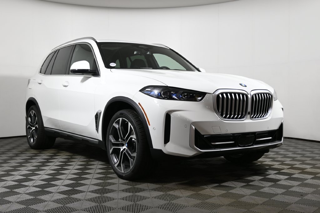 Used 2026 BMW X5 xDrive40i w/ Climate Comfort Package AWD/4WD image 9