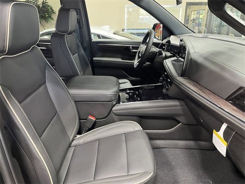 New 2025 Chevrolet Tahoe Premier image 14