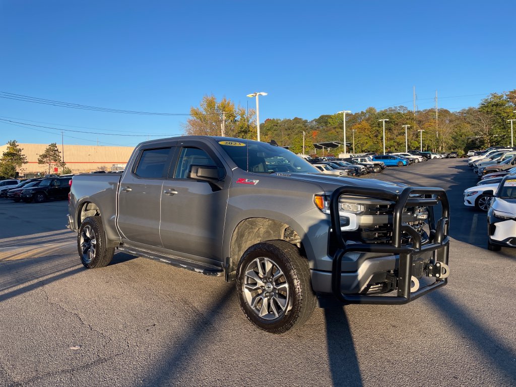 Used 2023 Chevrolet Silverado 1500 RST w/ Z71 Off-Road Package AWD/4WD image 7