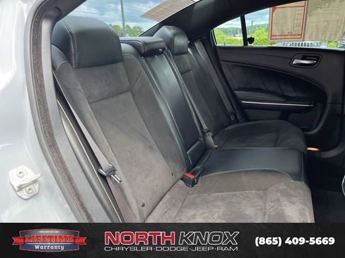 Used 2022 Dodge Charger Scat Pack RWD image 25
