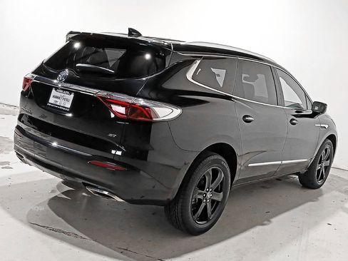Used 2023 Buick Enclave Essence w/ Sport Touring Edition AWD/4WD image 6