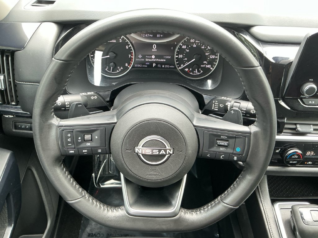 Used 2025 Nissan Pathfinder SV AWD/4WD image 19