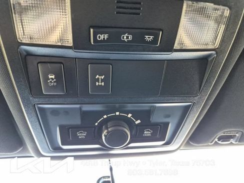 Used 2016 Toyota Tacoma TRD Off-Road w/ Towing Package AWD/4WD image 39