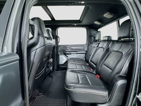 Used 2019 RAM 1500 Limited AWD/4WD image 11
