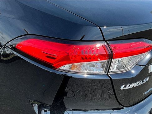 Used 2024 Toyota Corolla LE image 23