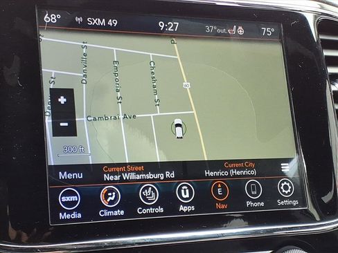 Used 2019 Jeep Grand Cherokee Limited w/ Luxury Group II image 9