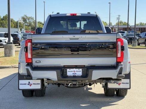 New 2026 Ford F450 Platinum image 5