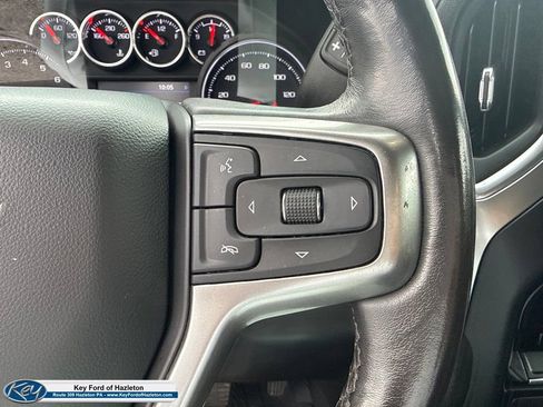 Used 2021 Chevrolet Silverado 1500 LT AWD/4WD image 27