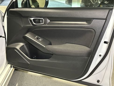 Used 2024 Honda Civic Sport image 11