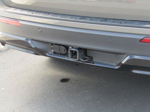 Used 2026 Ford Explorer ST-Line w/ ST-Line Street Pack AWD/4WD image 5