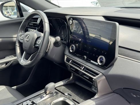 Used 2023 Lexus RX 350 Premium image 26