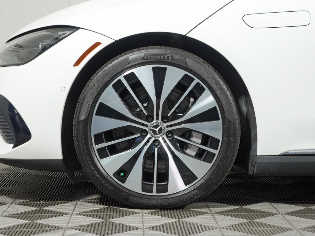 Certified 2023 Mercedes-Benz EQE 350+ 4MATIC Sedan w/ Exclusive Trim Package image 9