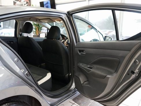 Used 2021 Nissan Versa SV image 40