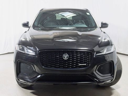 Used 2024 Jaguar F-PACE R-Dynamic S image 8