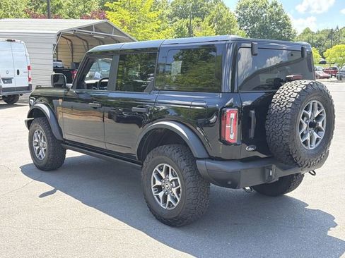 Used 2025 Ford Bronco Badlands AWD/4WD image 11