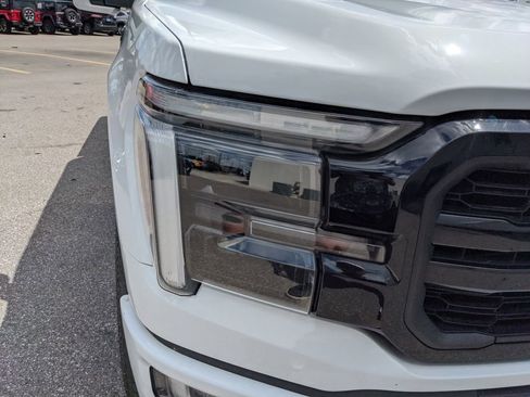 Used 2024 Ford F150 Lariat w/ Equipment Group 502A High image 9