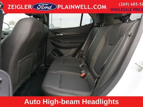 Used 2024 Buick Encore GX Preferred FWD image 11