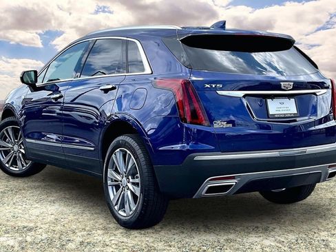 Used 2025 Cadillac XT5 Premium Luxury FWD image 4