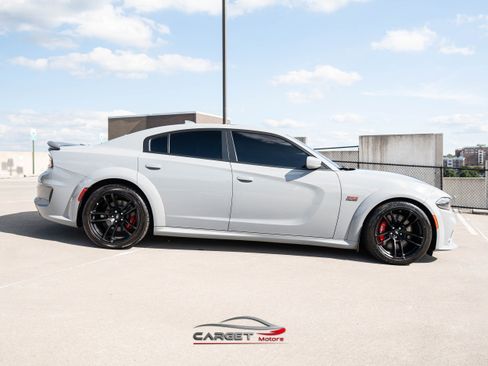 Used 2022 Dodge Charger Scat Pack image 8