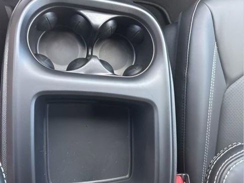 New 2026 Chrysler Pacifica Select image 18