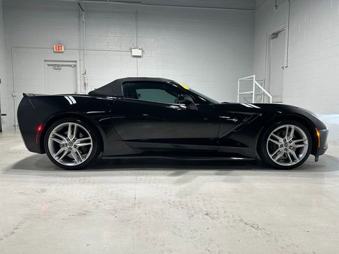 Used 2014 Chevrolet Corvette Stingray Convertible w/ 3LT Preferred Equipment Group RWD image 2