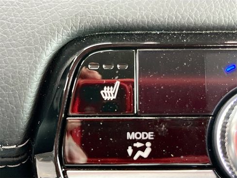 Used 2025 Honda Pilot EX-L image 19