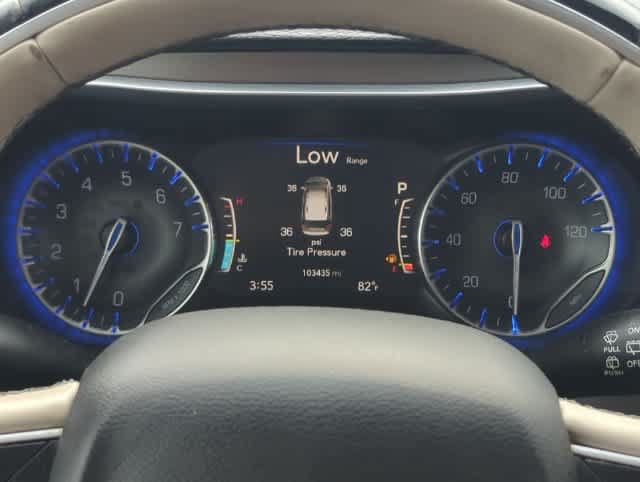 Certified 2018 Chrysler Pacifica Limited FWD image 37