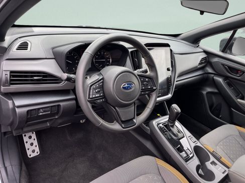 Used 2025 Subaru Crosstrek 2.5i Sport AWD/4WD image 15