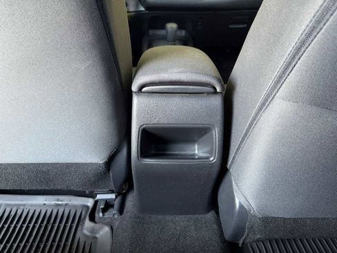 Used 2021 Toyota Corolla LE image 11