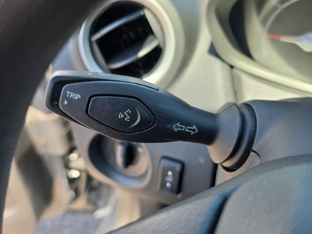 Used 2011 Ford Fiesta SE w/ 201A Rapid Spec Order Code FWD image 20