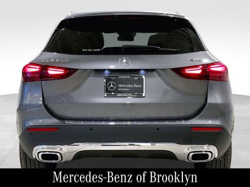 Certified 2026 Mercedes-Benz GLA 250 4MATIC image 6