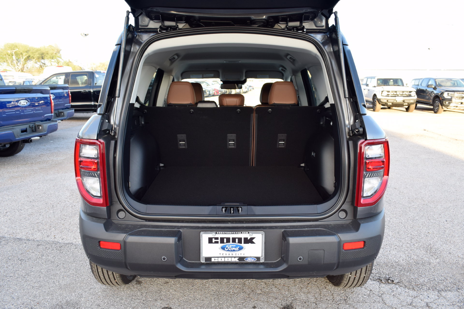 New 2026 Ford Bronco Sport Outer Banks w/ Outer Banks Tech Package+ AWD/4WD image 21