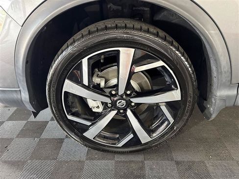 Used 2020 Nissan Rogue Sport SL w/ Premium Package AWD/4WD image 34