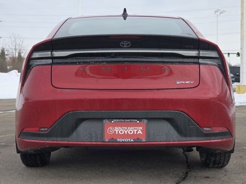 New 2026 Toyota Prius SE image 21