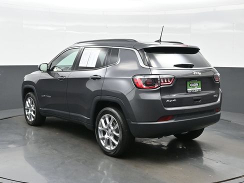 Used 2024 Jeep Compass 4WD image 5