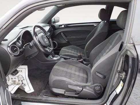 Used 2012 Volkswagen Beetle Turbo FWD image 9