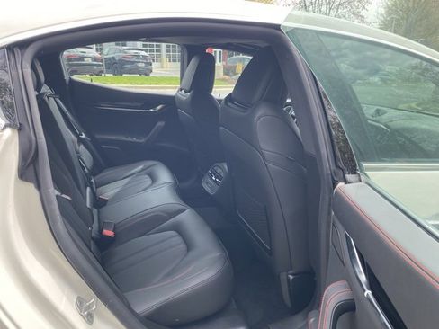 New 2024 Maserati Ghibli Modena image 43