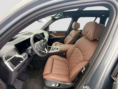 New 2026 BMW X5 xDrive40i w/ Executive Package image 18