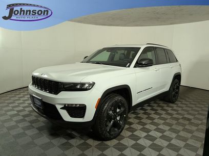 New 2025 Jeep Grand Cherokee Limited w/ Black Appearance Package