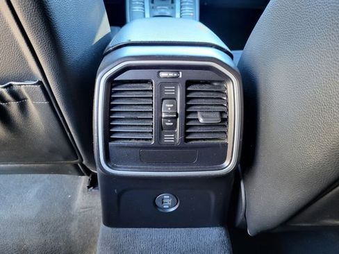 Used 2017 Porsche Macan image 14