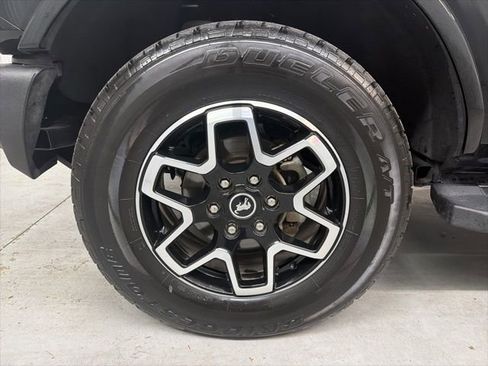 Used 2021 Ford Bronco Outer Banks image 10