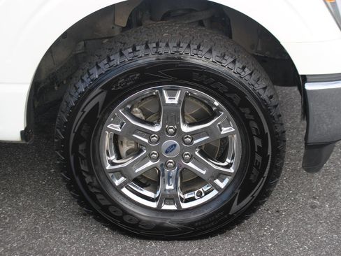 Used 2023 Ford F150 Lariat AWD/4WD image 36
