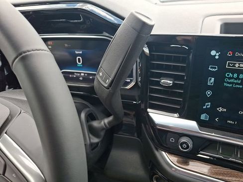 Used 2025 Chevrolet Silverado 1500 RST image 14